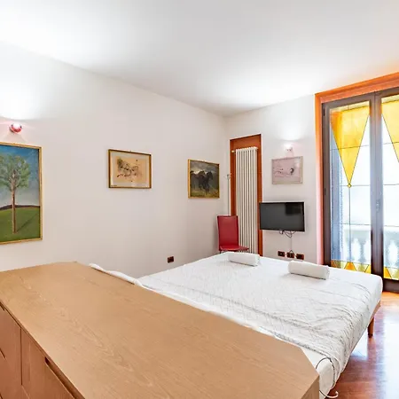 Magnifico - Porta Venezia - Wifi Apartmán *